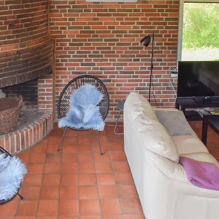 Four-bedroom In Tranekar Сasa de vacaciones *