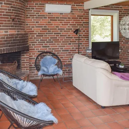 Four-bedroom In Tranekar Hébergement de vacances Tranekær