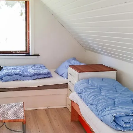 Four-bedroom In Tranekar Hébergement de vacances