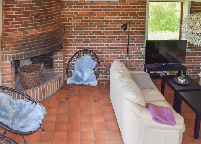 Four-bedroom In Tranekar Сasa de vacaciones *